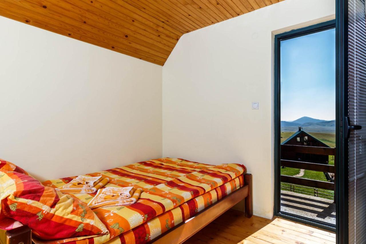 זבליאק Guesthouse Wolf מראה חיצוני תמונה