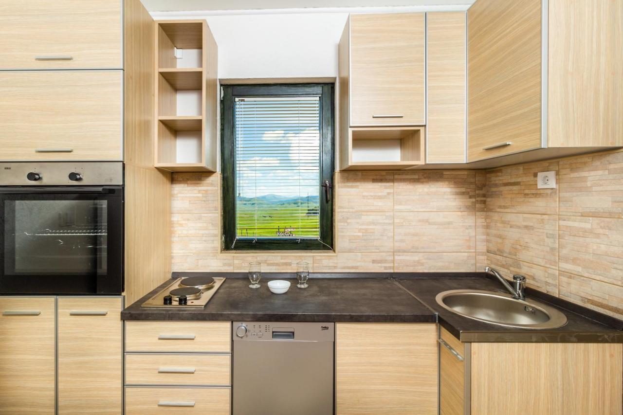 זבליאק Guesthouse Wolf מראה חיצוני תמונה
