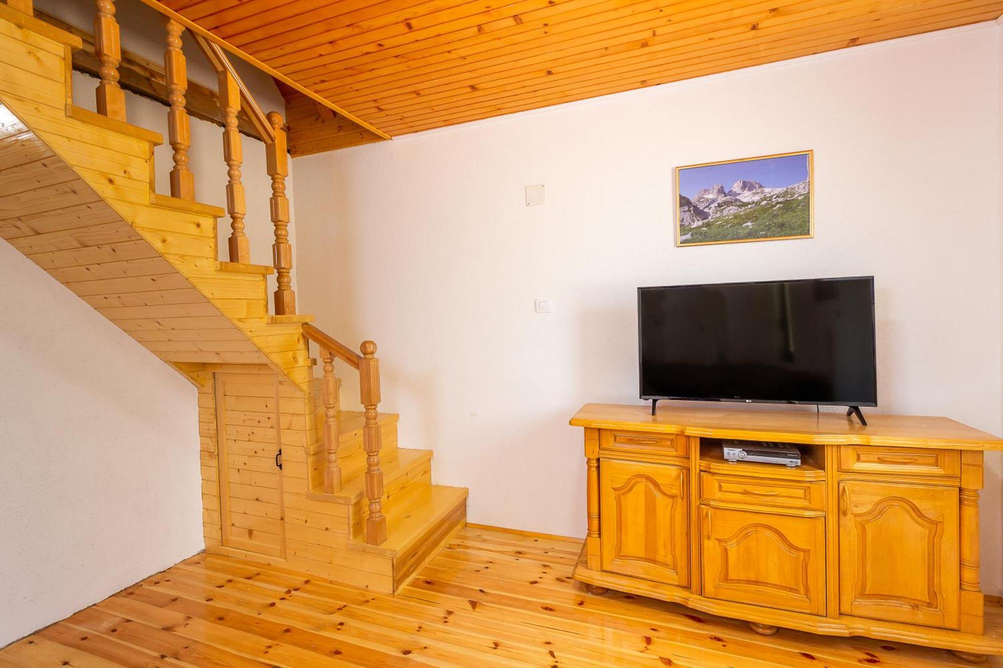 זבליאק Guesthouse Wolf מראה חיצוני תמונה
